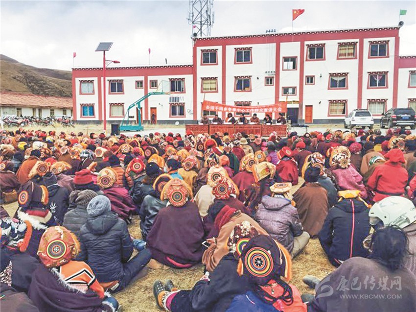 石渠縣開展“千人大下鄉(xiāng)” 、“千人大宣講”、“千人大走訪”活動(dòng)掠影