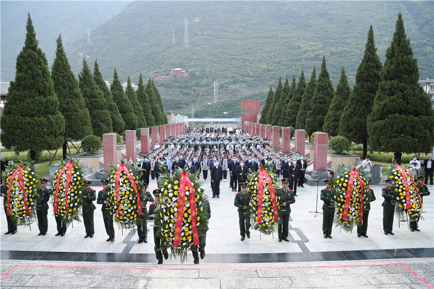 甘孜州烈士紀念日.jpg 甘孜州烈士紀念日.jpg